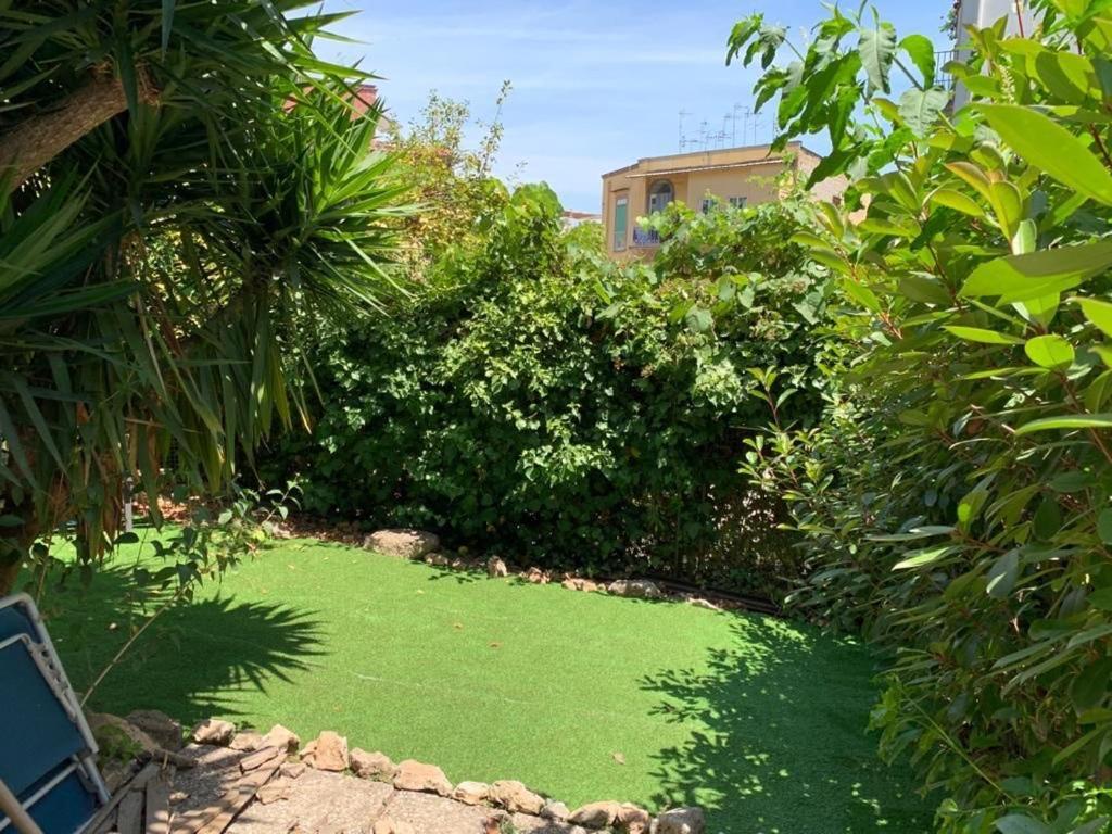 Garden House Apartments In נאפולי מראה חיצוני תמונה
