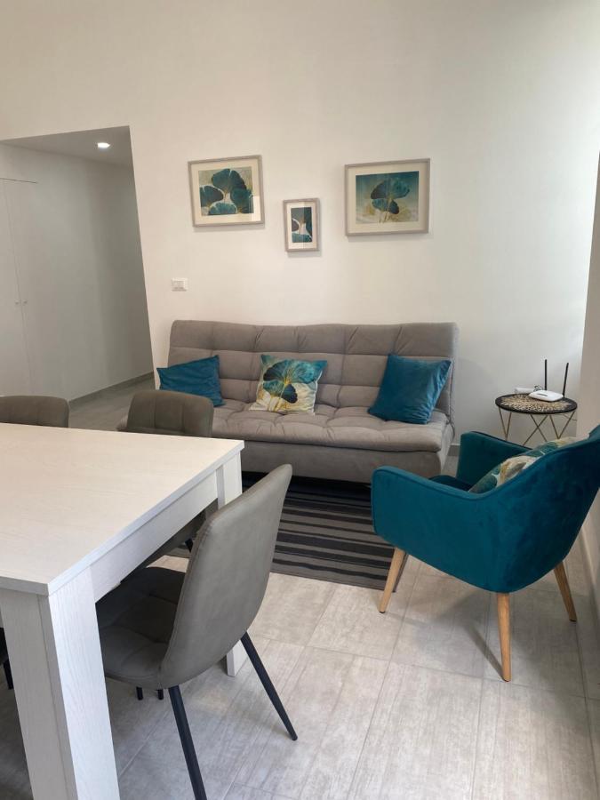 Garden House Apartments In נאפולי מראה חיצוני תמונה