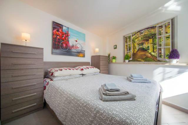 Garden House Apartments In נאפולי מראה חיצוני תמונה