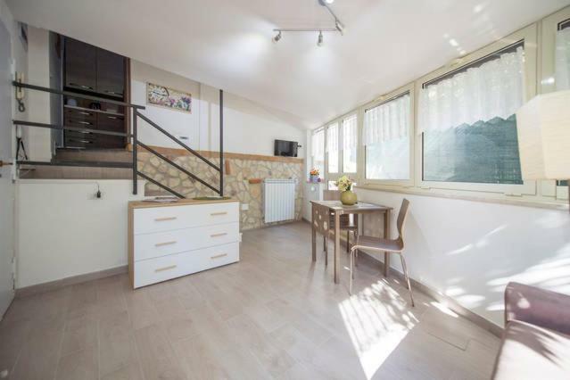 Garden House Apartments In נאפולי מראה חיצוני תמונה