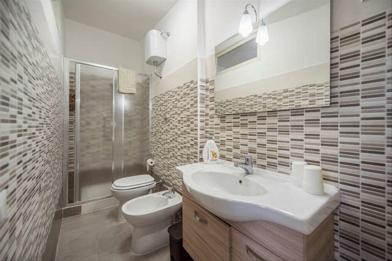 Garden House Apartments In נאפולי מראה חיצוני תמונה